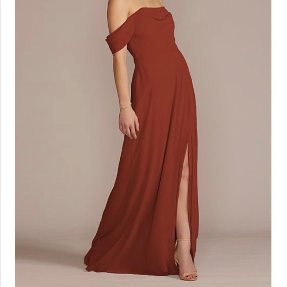 David’s Bridal Chiffon Cinnamon Bridesmaid Dress🍁